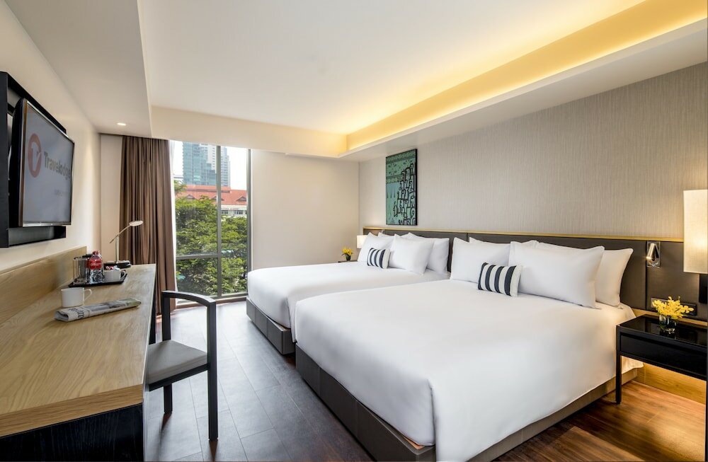 Friends and Family Triple room Travelodge Sukhumvit 11