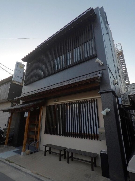 Camera Economy Narita Sando Guesthouse