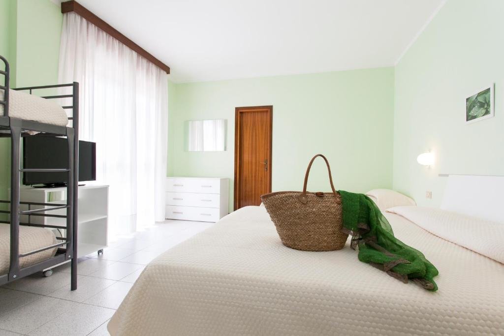 Standard Family room Hotel Villa Eugenia - 3 Stelle Superior con Private SPA e Piscina