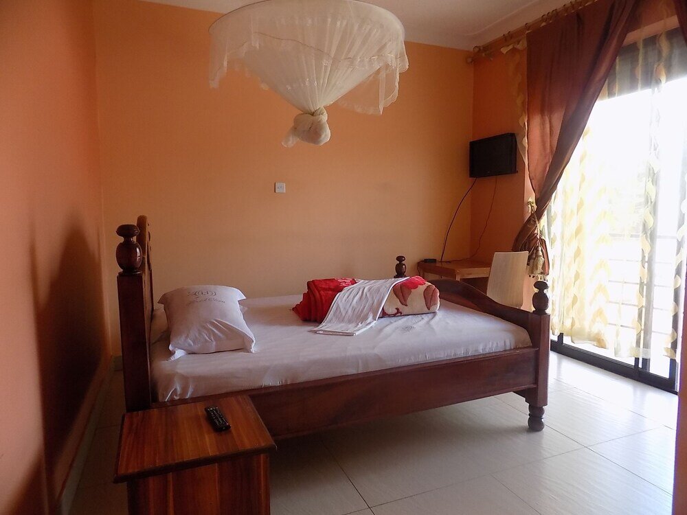 Standard Double room with balcony Olina Hotel and Apartments Kampala