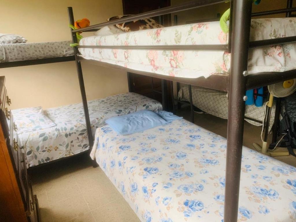 Кровать в общем номере PaCasa Hostel