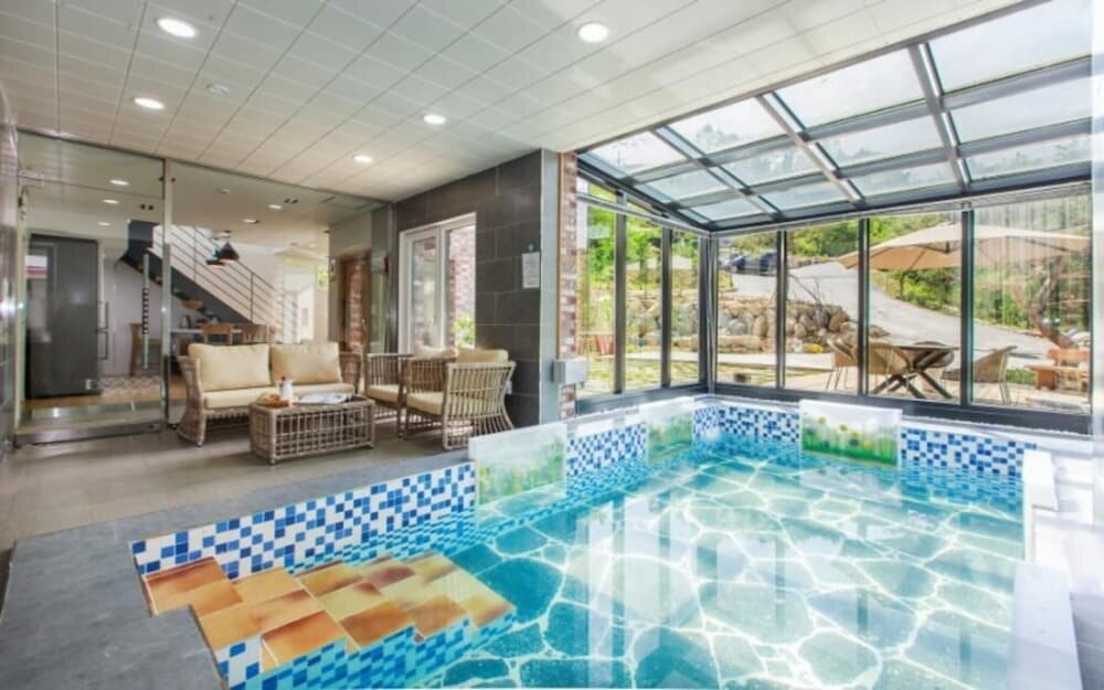 Cottage Yangpyeong Pension ABC Pool Villa