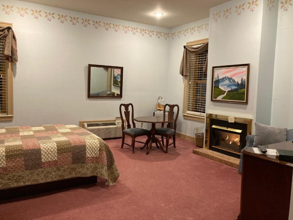 Двухместный люкс Deluxe Oak Valley Inn and Suites