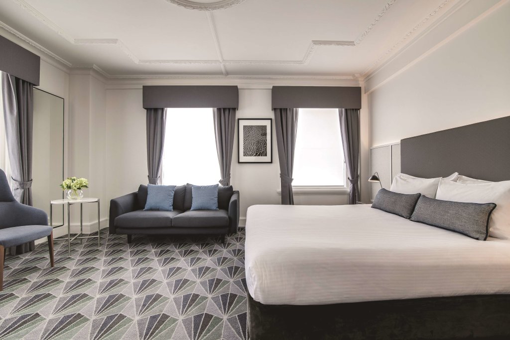 Номер Executive The Savoy Hotel on Little Collins Melbourne