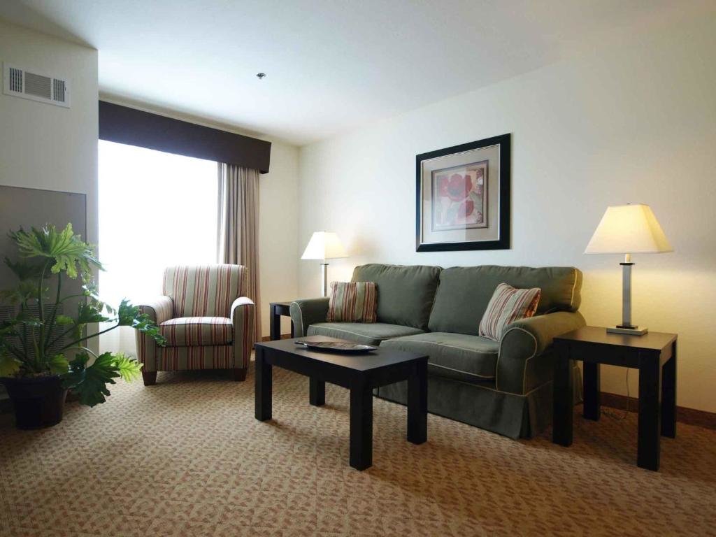 Executive room Best Western Plus Valdosta Hotel & Suites