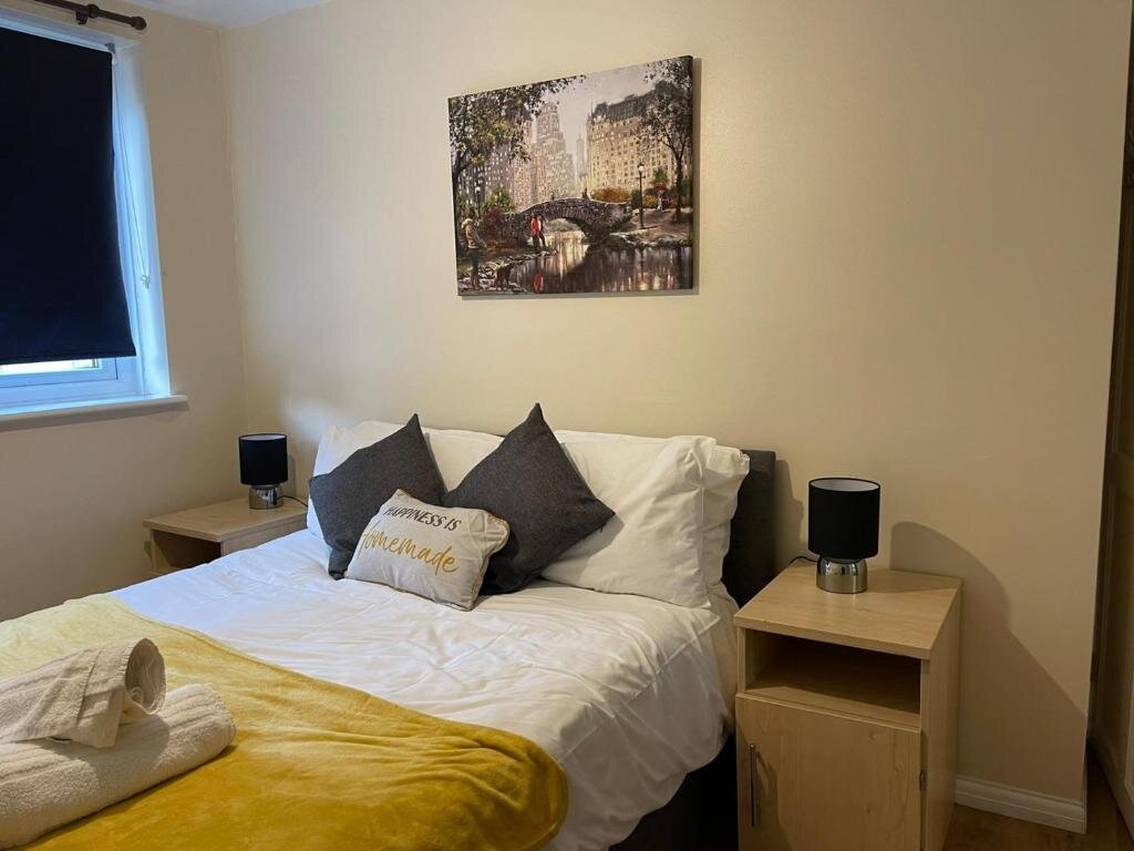 1 Bedroom Apartment SAV 1 Bedroom Flat near Watford Town Centre