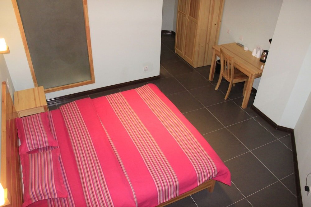 Standard Double room Linzhou Red Flag Canal International Youth Hostel
