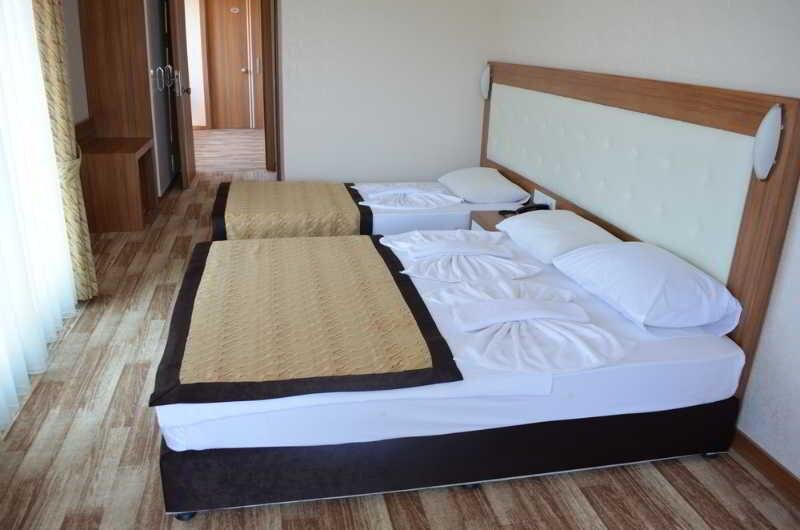 Standard Double room with balcony Mitos Suit & Hotel