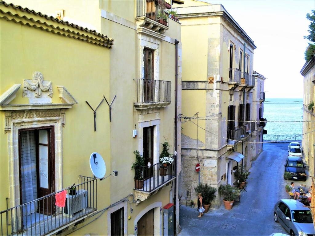 Апартаменты с частичным видом на море La Casa Delle Fate