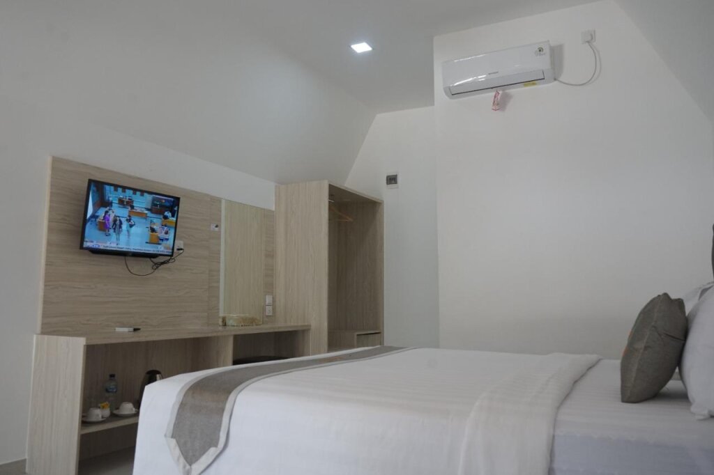 Suite Madu Tiga Beach & Resort
