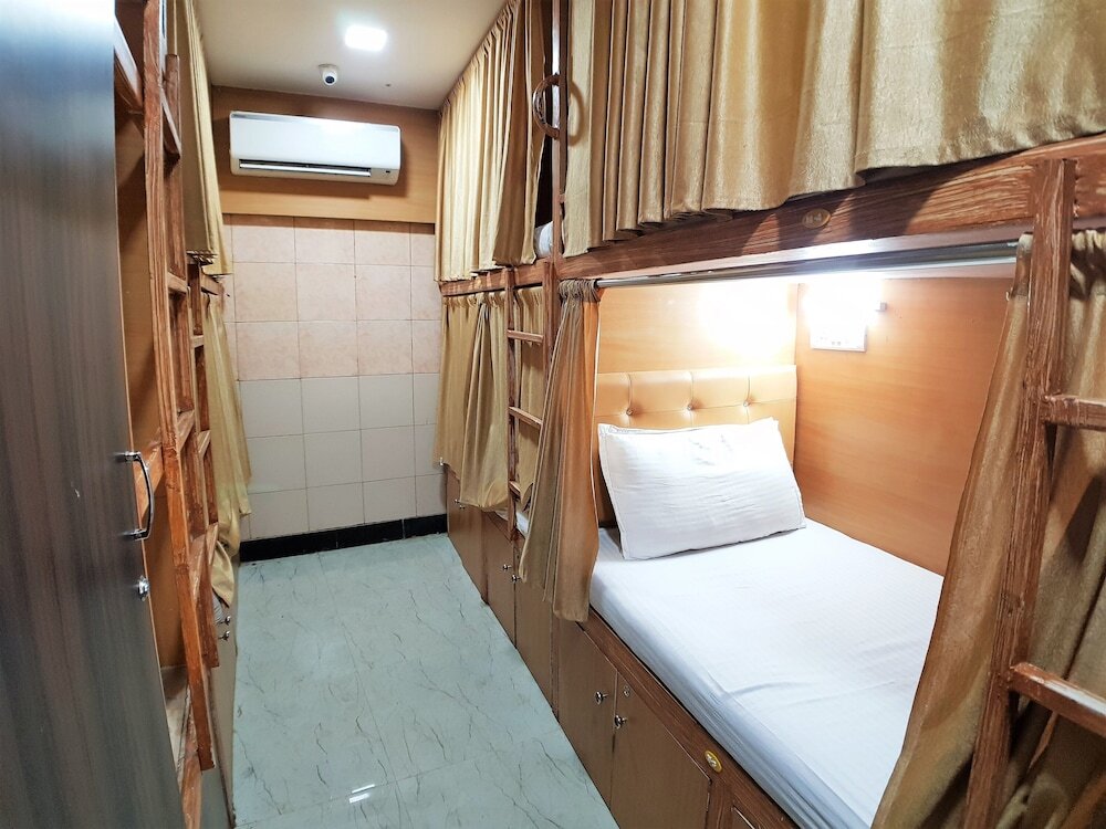 Cama en dormitorio compartido (dormitorio compartido masculino) Hexahostel Mabrook