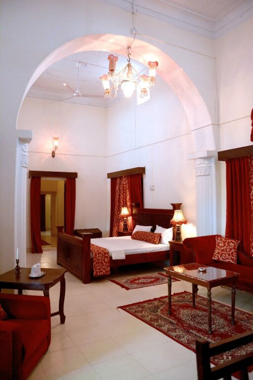 Executive Suite Bhanwar Vilas Palace