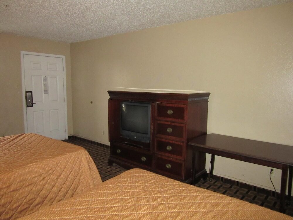 Standard Zimmer Royal Inn - Dallas