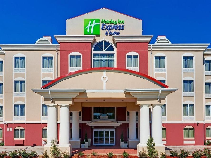 Suite individual Holiday Inn Express Hotel & Suites Byram, an IHG Hotel