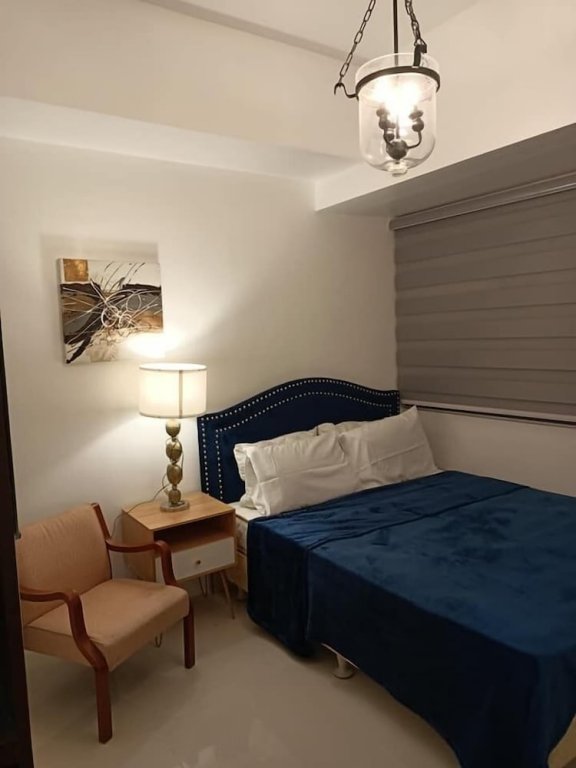 Executive Suite Cozy Condo near US EmbassyErmita Manila/ Roxas blvd/ Dolomite beach