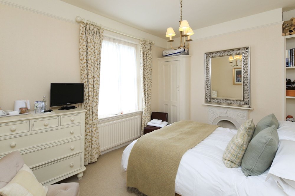 Superior Suite The Old Vicarage Dolfor