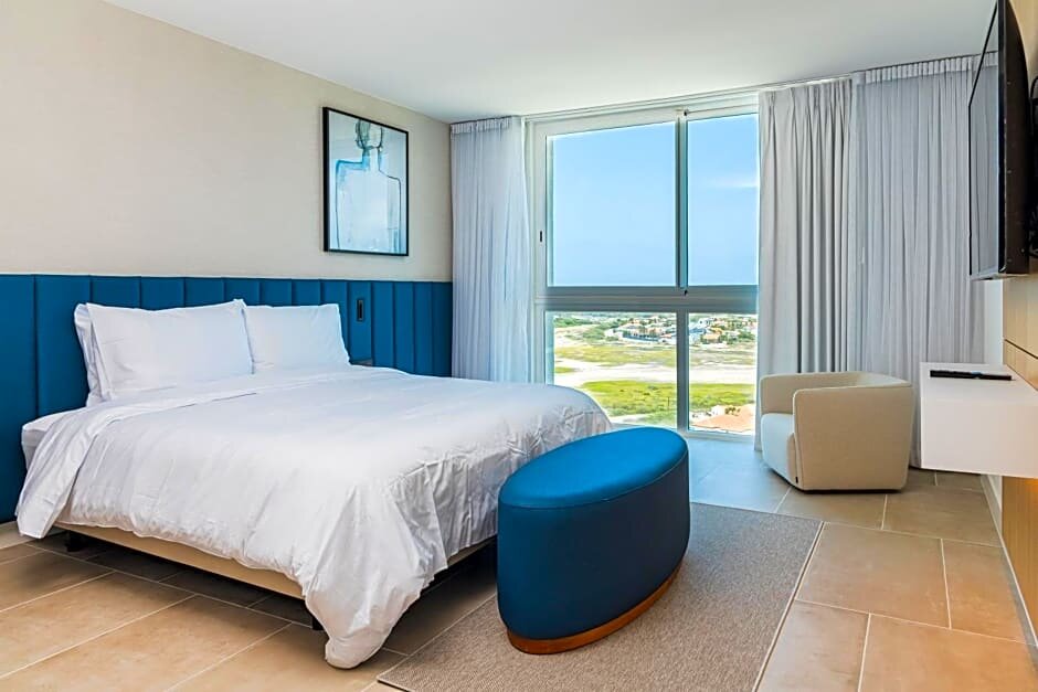 3 Bedrooms Premium Suite with island view Radisson Blu Aruba