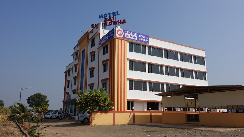 Junior-Suite Hotel Sai Shraddha