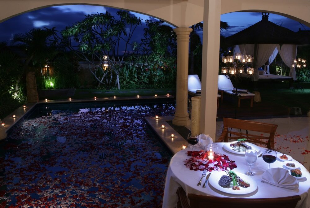 Вилла c 1 комнатой с балконом и с красивым видом из окна The Beverly Hills Bali a Luxury Villa Jimbaran