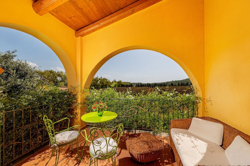 Двухместный номер Superior с балконом Wine Resort Ledà d'Ittiri