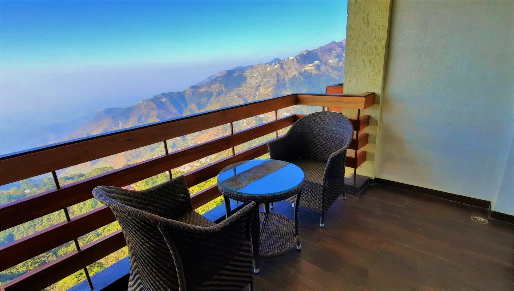 Premium chambre avec balcon Royal Orchid Fort Resort Mussoorie