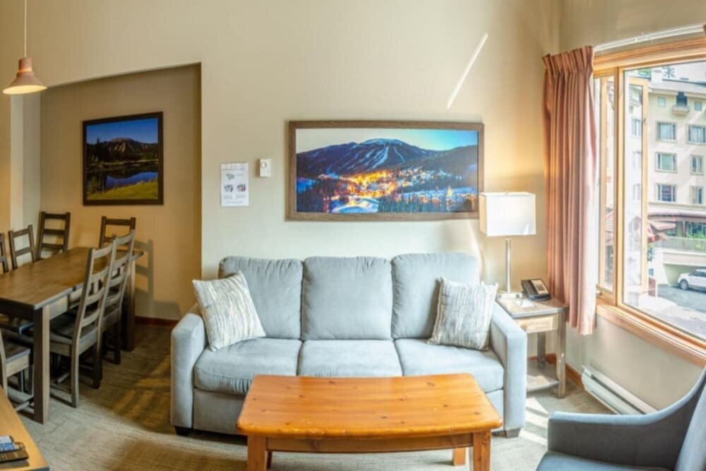 Люкс с 3 комнатами с видом на горы Cahilty Hotel & Suites