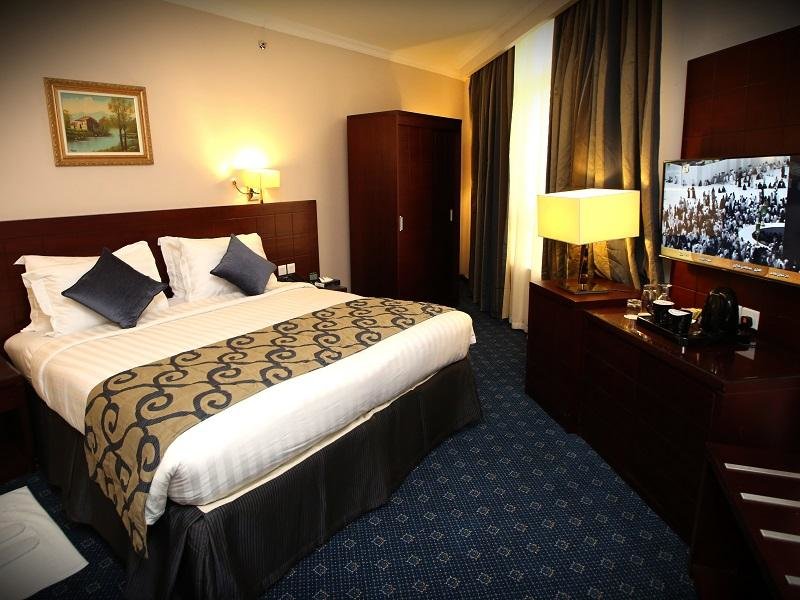 Junior-Suite Rawdat Al Aqiq Hotel