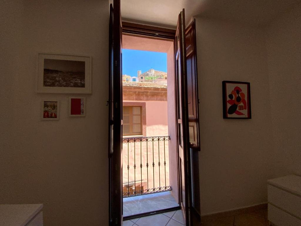 Коттедж с 2 комнатами Sardinian Gallery Corso