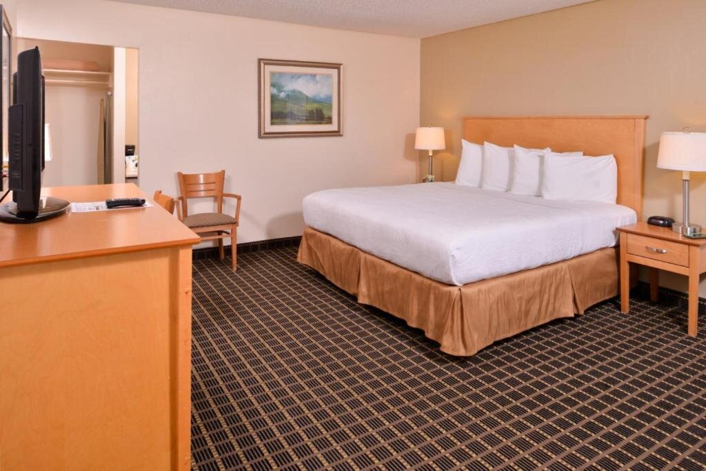 Deluxe Double room Campus Inn & Suites Eugene Downtown