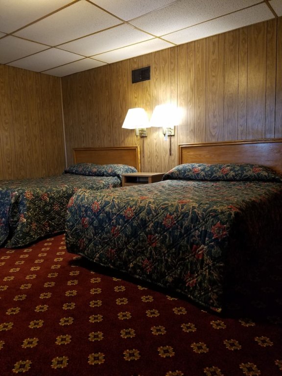 Standard Vierer Zimmer Du Wayne Motel