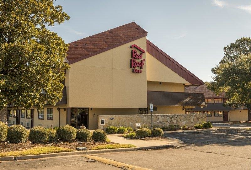 Deluxe room Red Roof Inn Columbia East - Ft Jackson