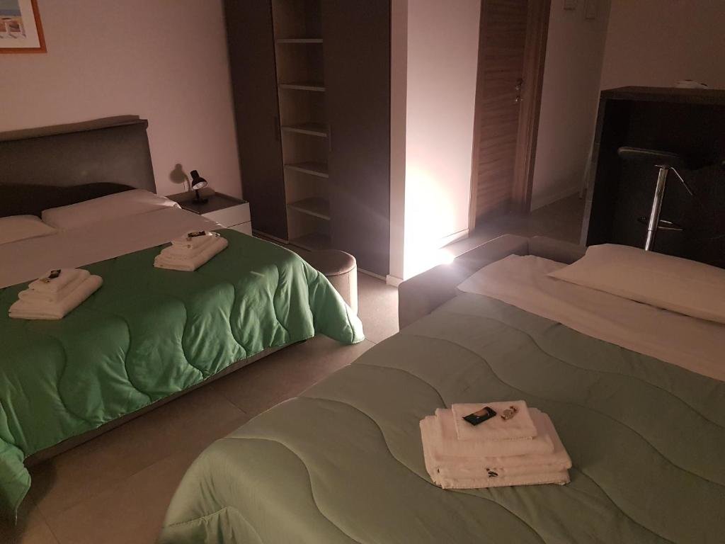 Deluxe Doppel Zimmer Your Home in Naples