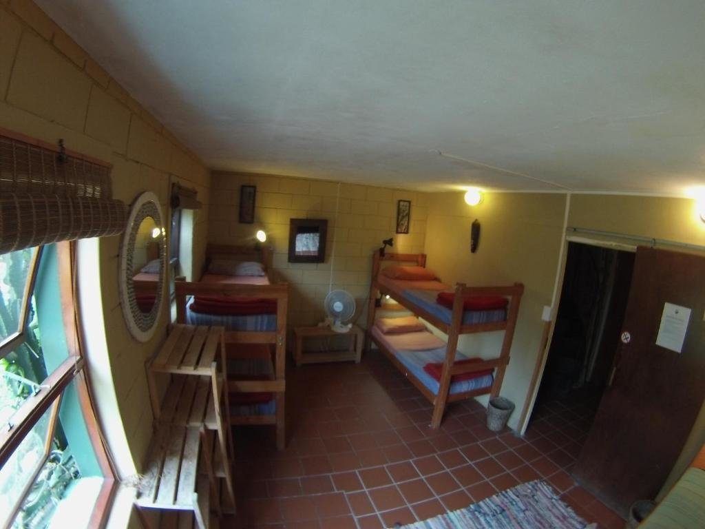 Cama en dormitorio compartido African Ubuntu Backpackers