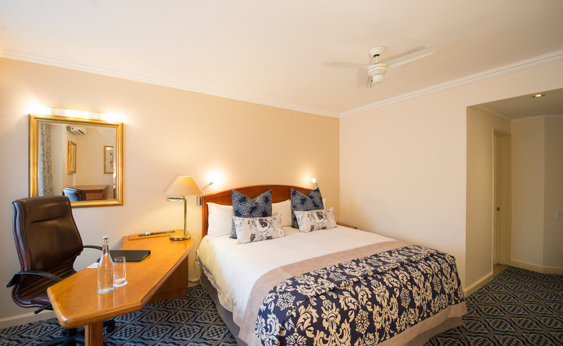 Двухместный номер Standard Protea Hotel by Marriott Johannesburg Balalaika Sandton