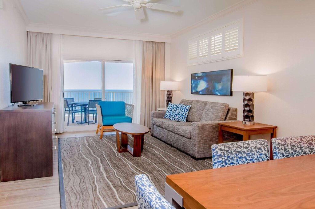 Двухместный номер Standard с 3 комнатами с видом на залив Hilton Pensacola Beach