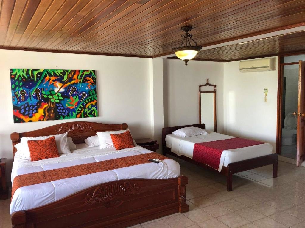 Четырёхместный номер Comfort Hotel Yurupary AMAZONAS