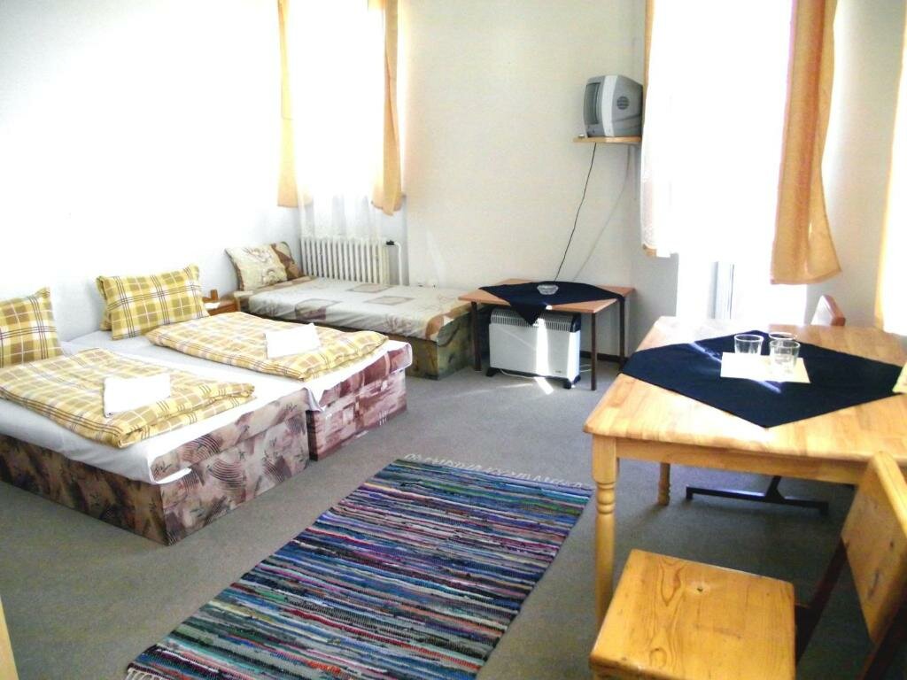 Standard Quadruple room Penzión Slávia