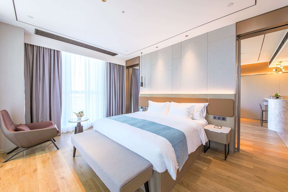 Deluxe Suite Howard Johnson By Wyndham Longxiang Hotel Ningbo