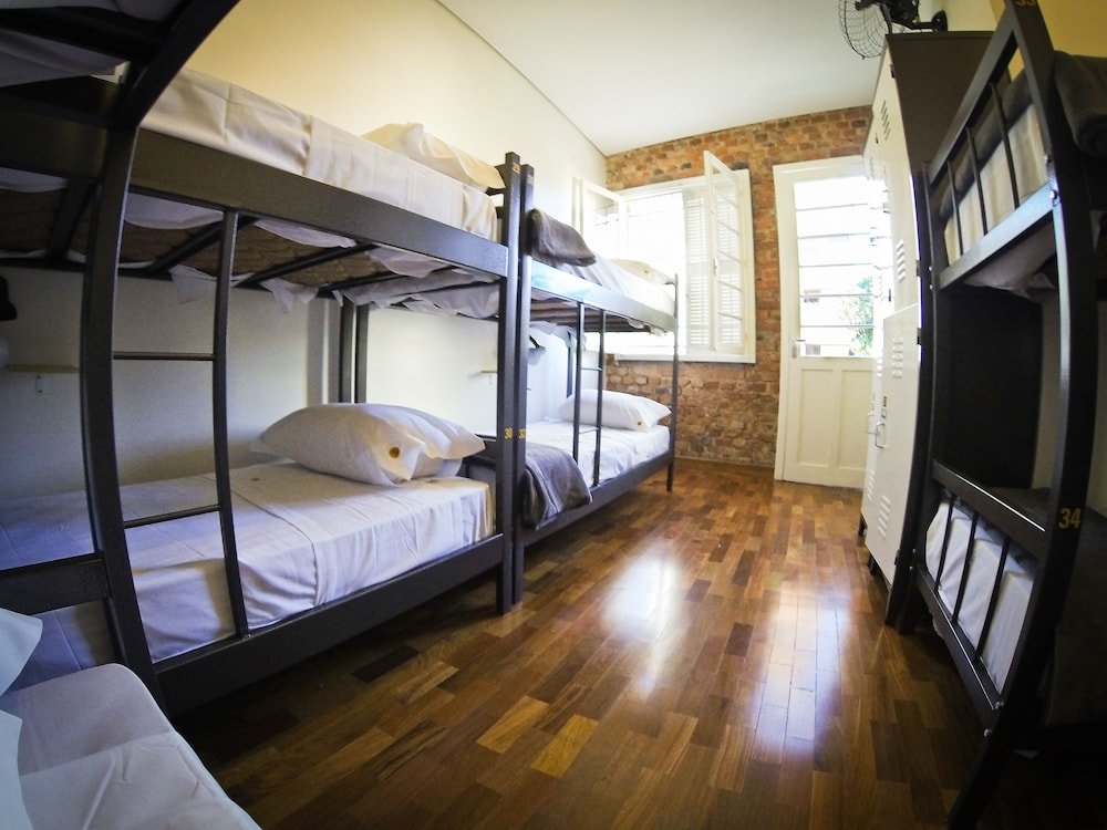 Кровать в общем номере (женский номер) Brick Hostel