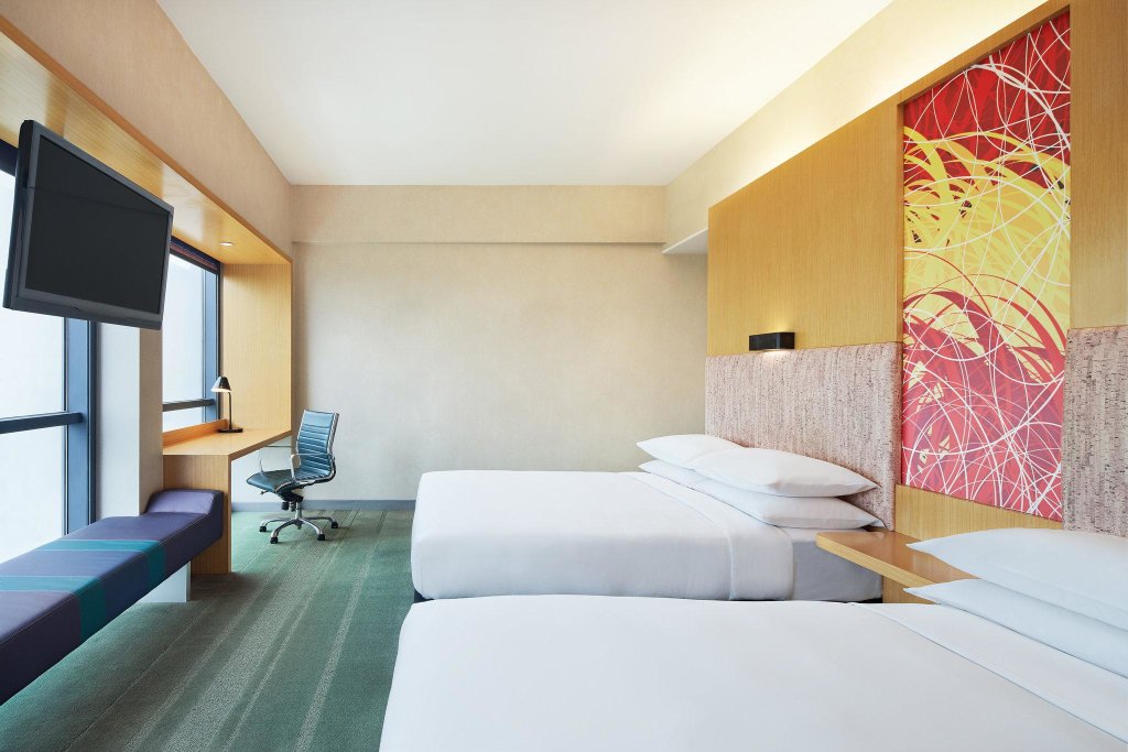 Standard Double room with city view Aloft Nanhai Foshan