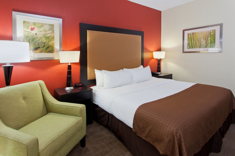 Номер Standard Holiday Inn Shreveport Downtown, an IHG Hotel