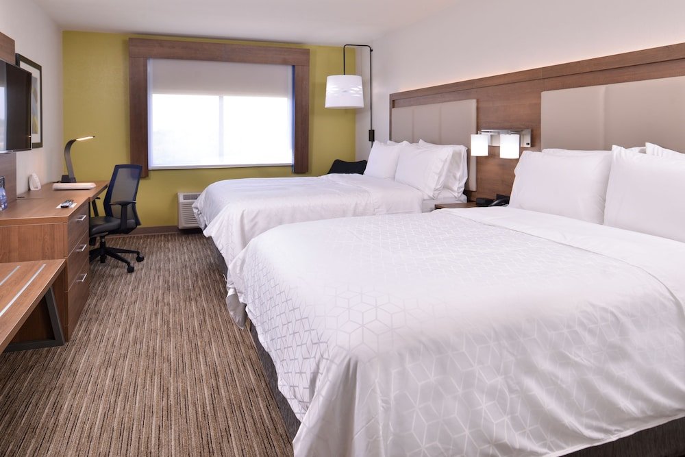 Quadruple suite Holiday Inn Express Hotel and Suites Mesquite, an IHG Hotel



















Réserver maintenant