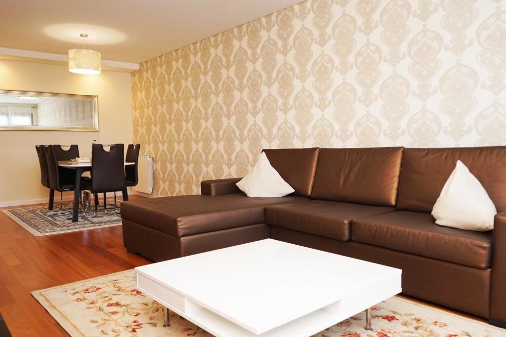 Apartment Bessa Luxury Flat by Amber Star Rent