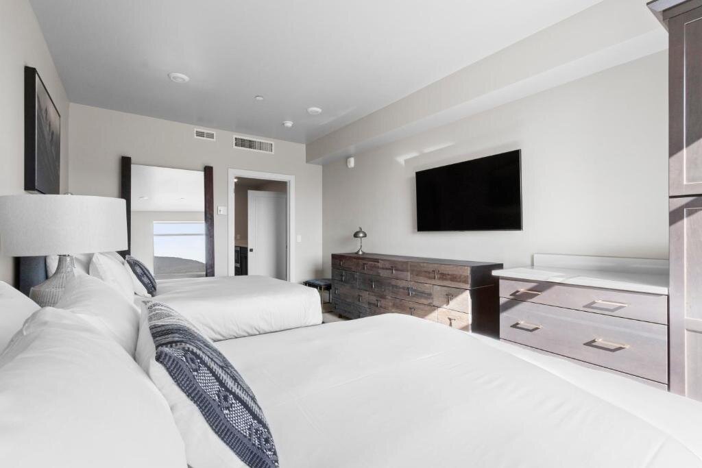 2 Bedrooms Standard room Black Rock Mountain Resort
