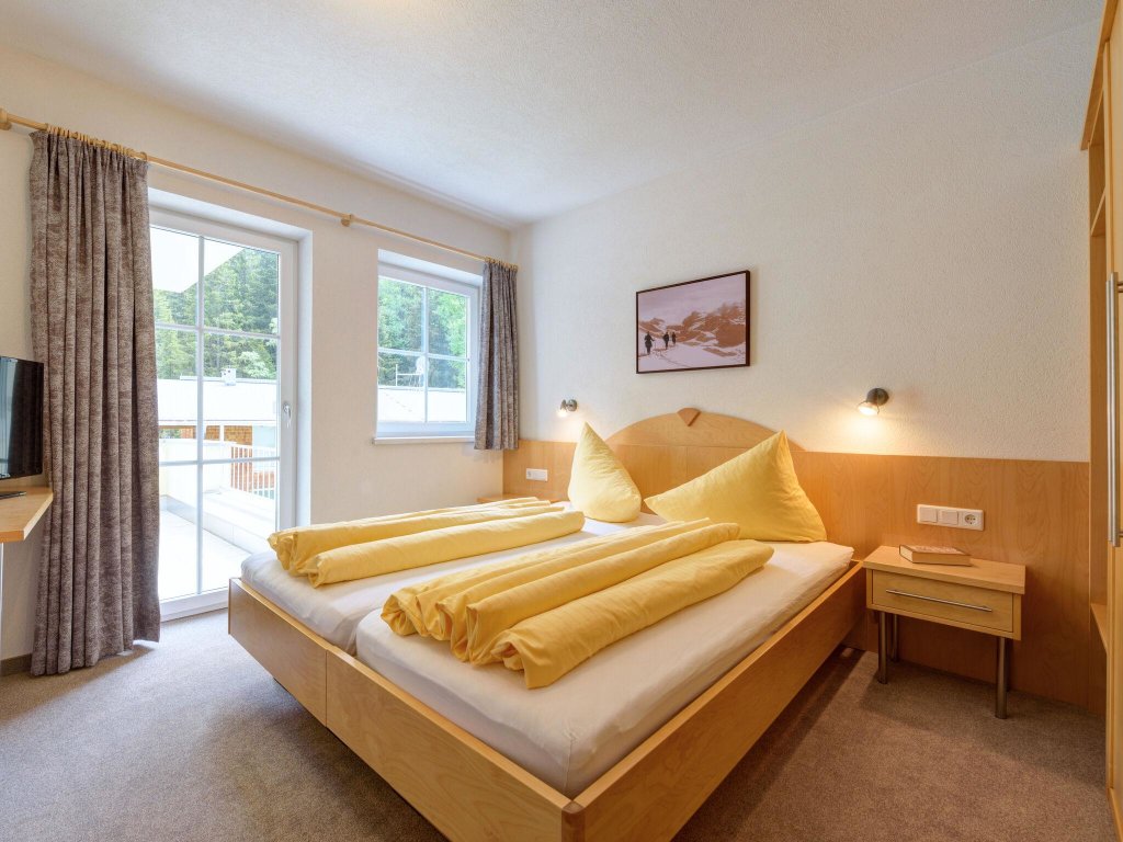 Apartment Restful Apartment in Sankt Anton am Arlberg with Sauna
