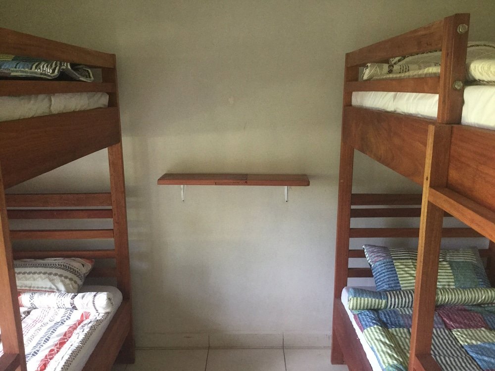 Кровать в общем номере Baobab Backpackers Lodge