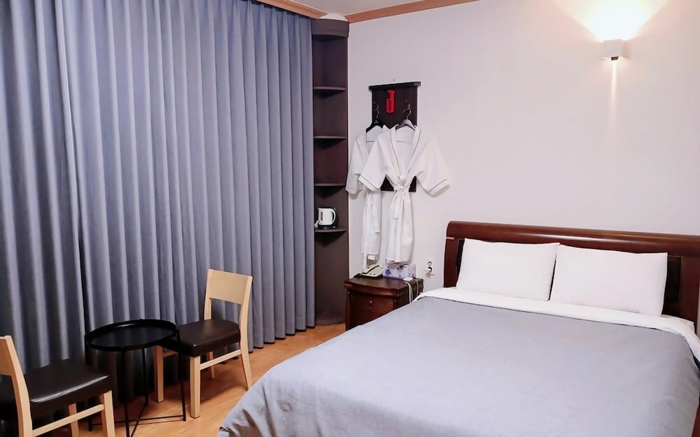 Standard Doppel Zimmer Ganghwado Freshia Tourist Hotel
