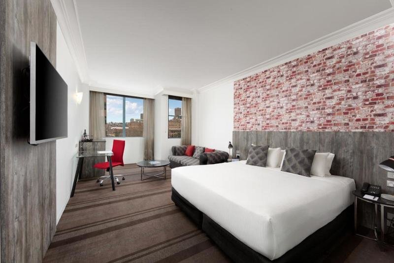 Standard Double room Rydges Sydney Central
