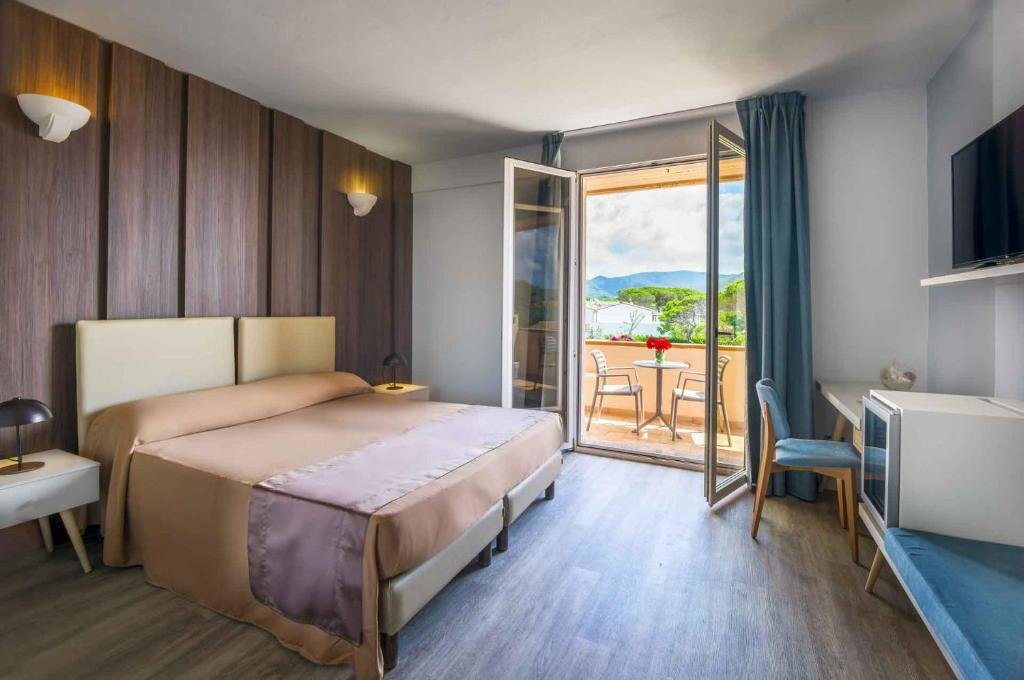 Superior room Hotel Riva del Sole