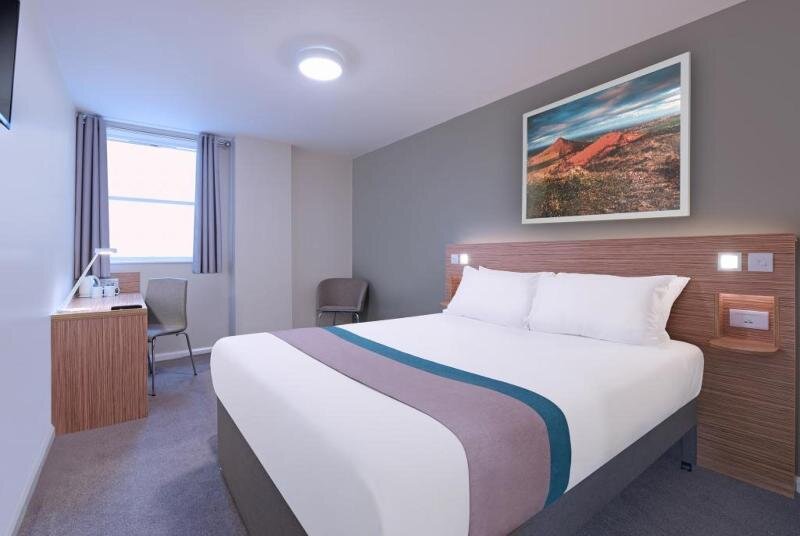 Standard Doppel Zimmer Travelodge Gatwick Airport Central